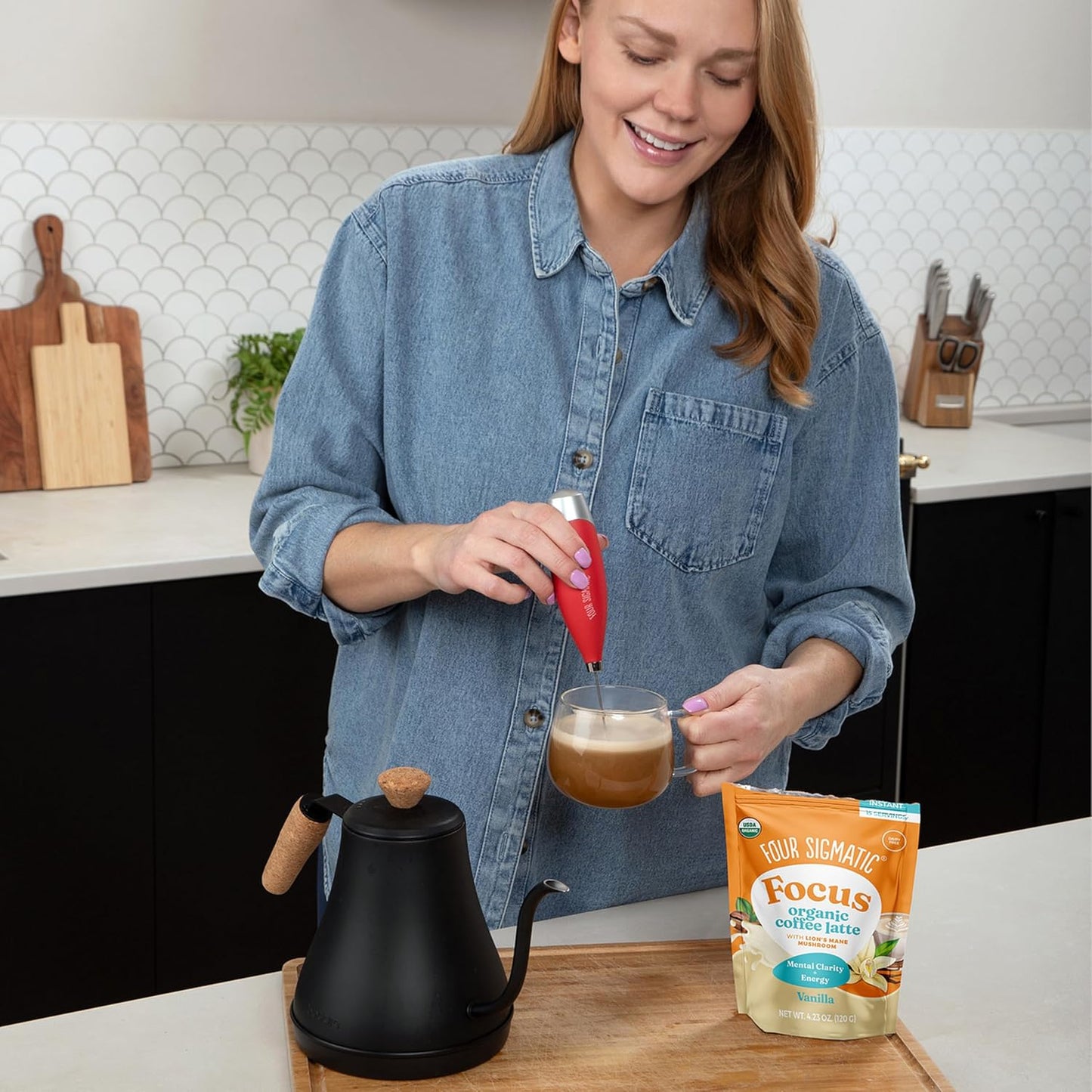Four Sigmatic Vanilla Focus Mushroom Coffee Latte Plant-Based Organic Instant Latte with Lion’s Mane Mushroom for Focus and Mental Clarity Made With Just 6 Organic Ingredients 4.23 oz Bag